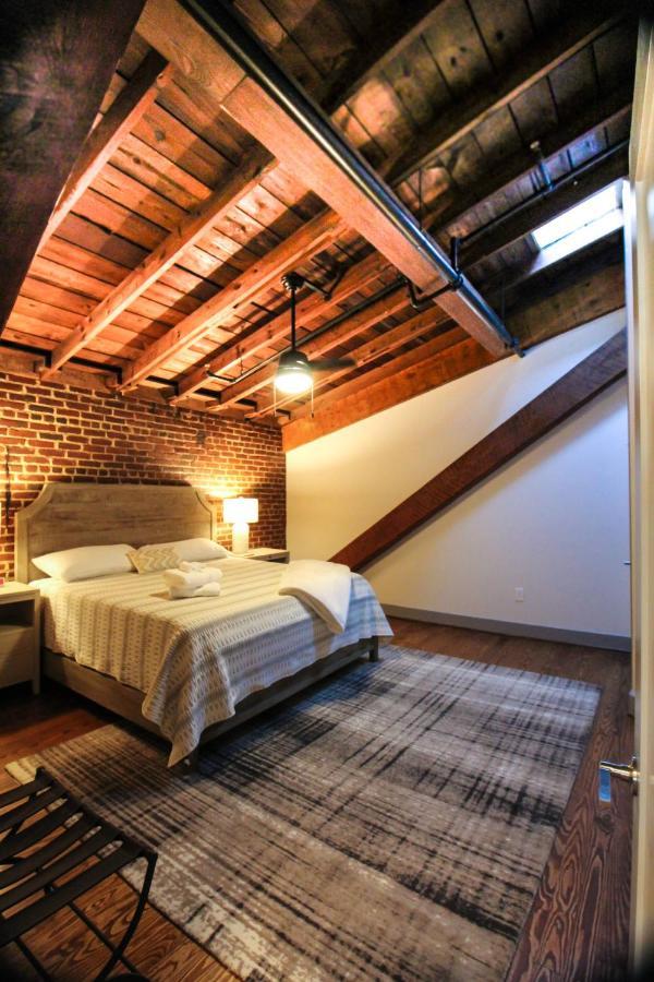 The Lofts At Downtown Salem Aparthotel Luaran gambar